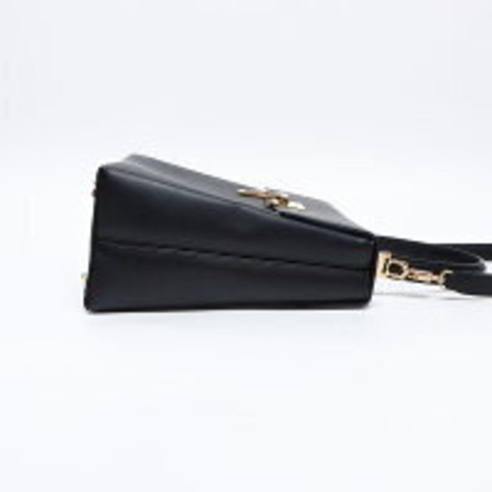 Salvatore Ferragamo Gancini Handbag Black - Picture 5 of 13